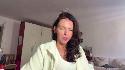 NoellaNadine live cam on Cam4