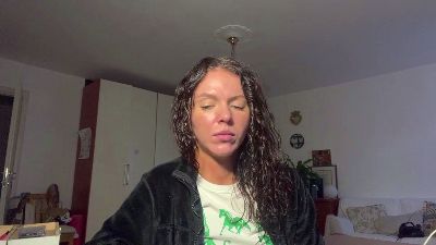 NoellaNadine live cam on Cam4