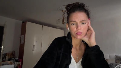 NoellaNadine live cam on Cam4