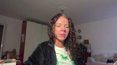 NoellaNadine live cam on Cam4