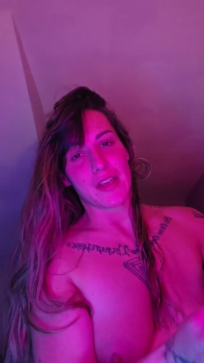 NoelleAfterDark live cam on Cam4
