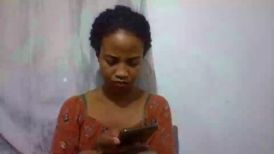 Noelysambatra live cam on Cam4