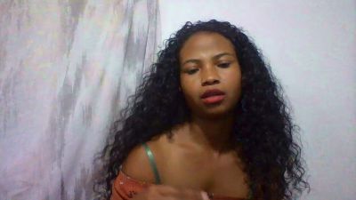 Noelysambatra live cam on Cam4