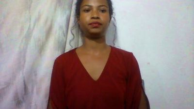 Noelysambatra live cam on Cam4
