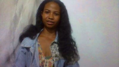 Noelysambatra live cam on Cam4