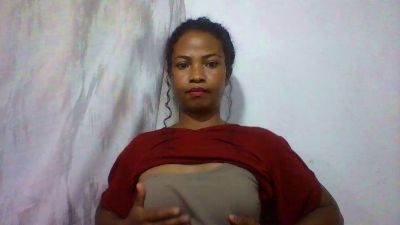 Noelysambatra live cam on Cam4