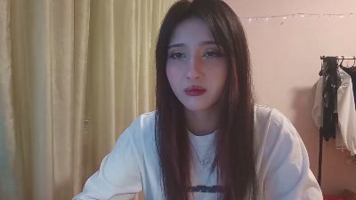 NohemiMcfatter live cam on Cam4