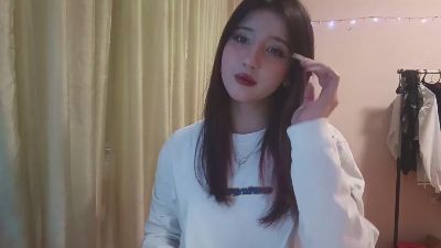 NohemiMcfatter live cam on Cam4