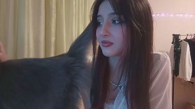 NohemiMcfatter live cam on Cam4
