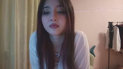 NohemiMcfatter live cam on Cam4