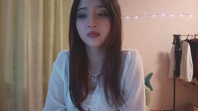 NohemiMcfatter live cam on Cam4