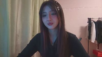 NohemiMcfatter live cam on Cam4