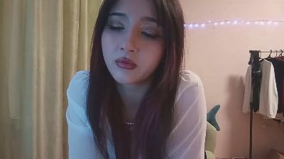 NohemiMcfatter live cam on Cam4