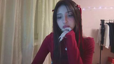 NohemiMcfatter live cam on Cam4