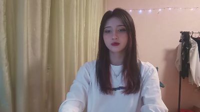 NohemiMcfatter live cam on Cam4
