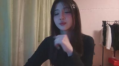 NohemiMcfatter live cam on Cam4