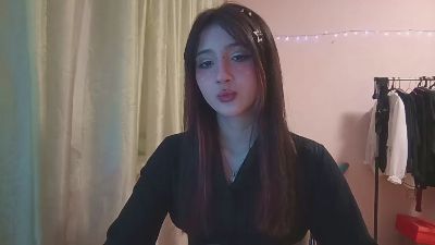 NohemiMcfatter live cam on Cam4