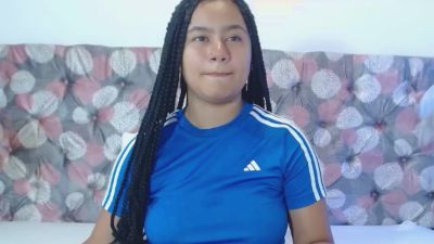 NoiraVale live cam on Cam4