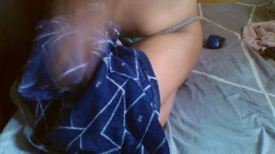 Nomena22 live cam on Cam4