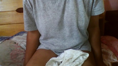 Nomena22 live cam on Cam4