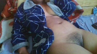 Nomena22 live cam on Cam4