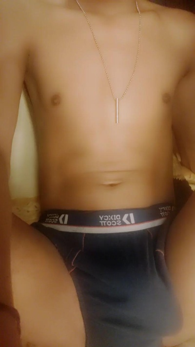 Nomi270 live cam on Cam4