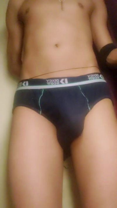 Nomi270 live cam on Cam4