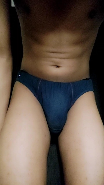 Nomi270 live cam on Cam4