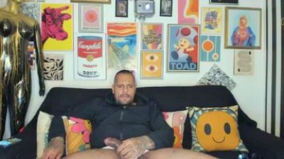 Nomisnauj live cam on Cam4