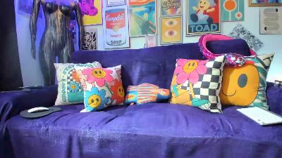 Nomisnauj live cam on Cam4