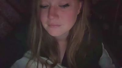 Nomzies live cam on Cam4