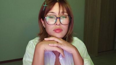 NonaGividen live cam on Cam4