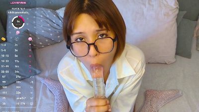 NonaGividen live cam on Cam4