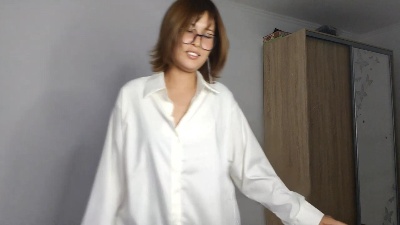 NonaGividen live cam on Cam4