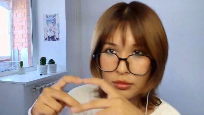 NonaGividen live cam on Cam4