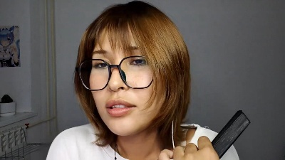 NonaGividen live cam on Cam4
