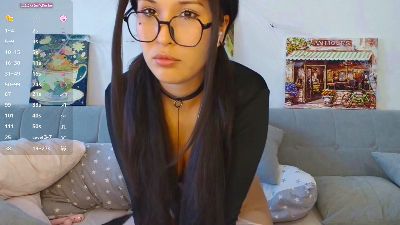 NonaGividen live cam on Cam4