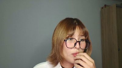 NonaGividen live cam on Cam4