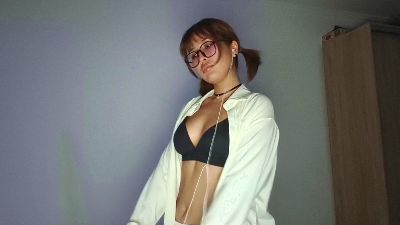 NonaGividen live cam on Cam4