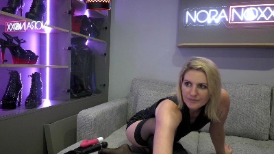 NoraNoxx live cam on Cam4
