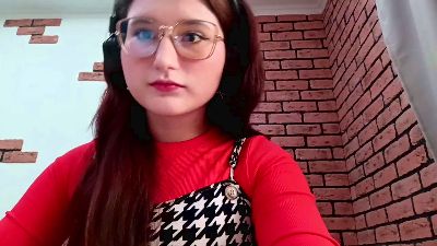NorahGlacken live cam on Cam4