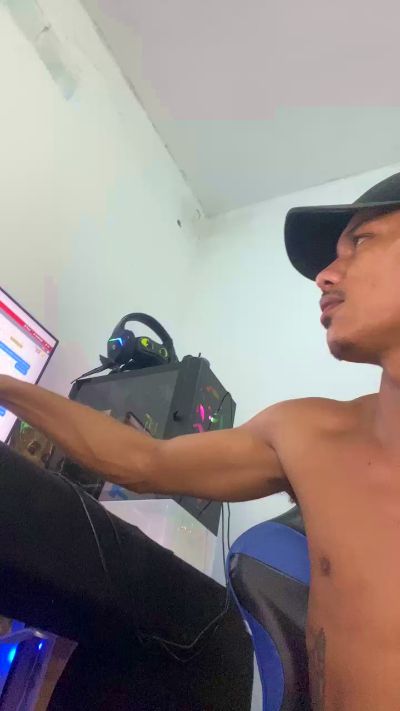 NossoSegredoo live cam on Cam4