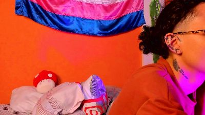 Nova_evan7 live cam on Cam4