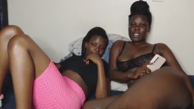 Nova_mila live cam on Cam4
