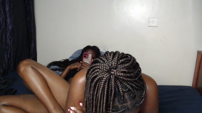 Nova_mila live cam on Cam4