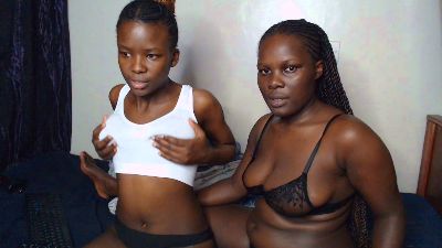 Nova_mila live cam on Cam4