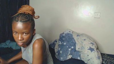 Nova_mila live cam on Cam4