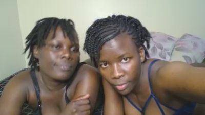 Nova_mila live cam on Cam4