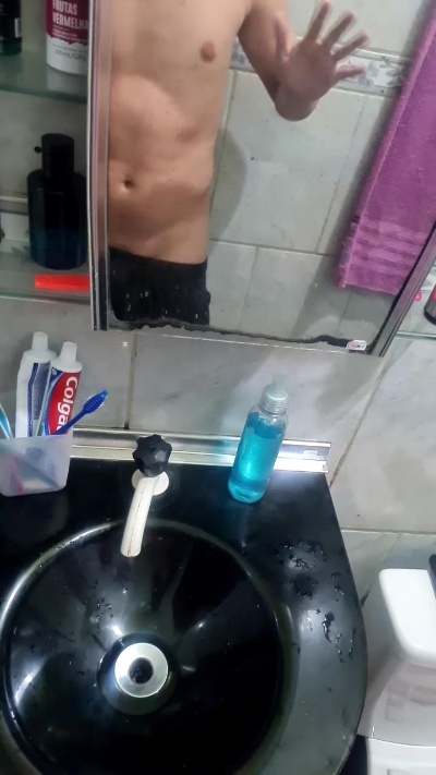 Novin_021h live cam on Cam4