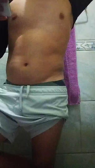 Novin_021h live cam on Cam4